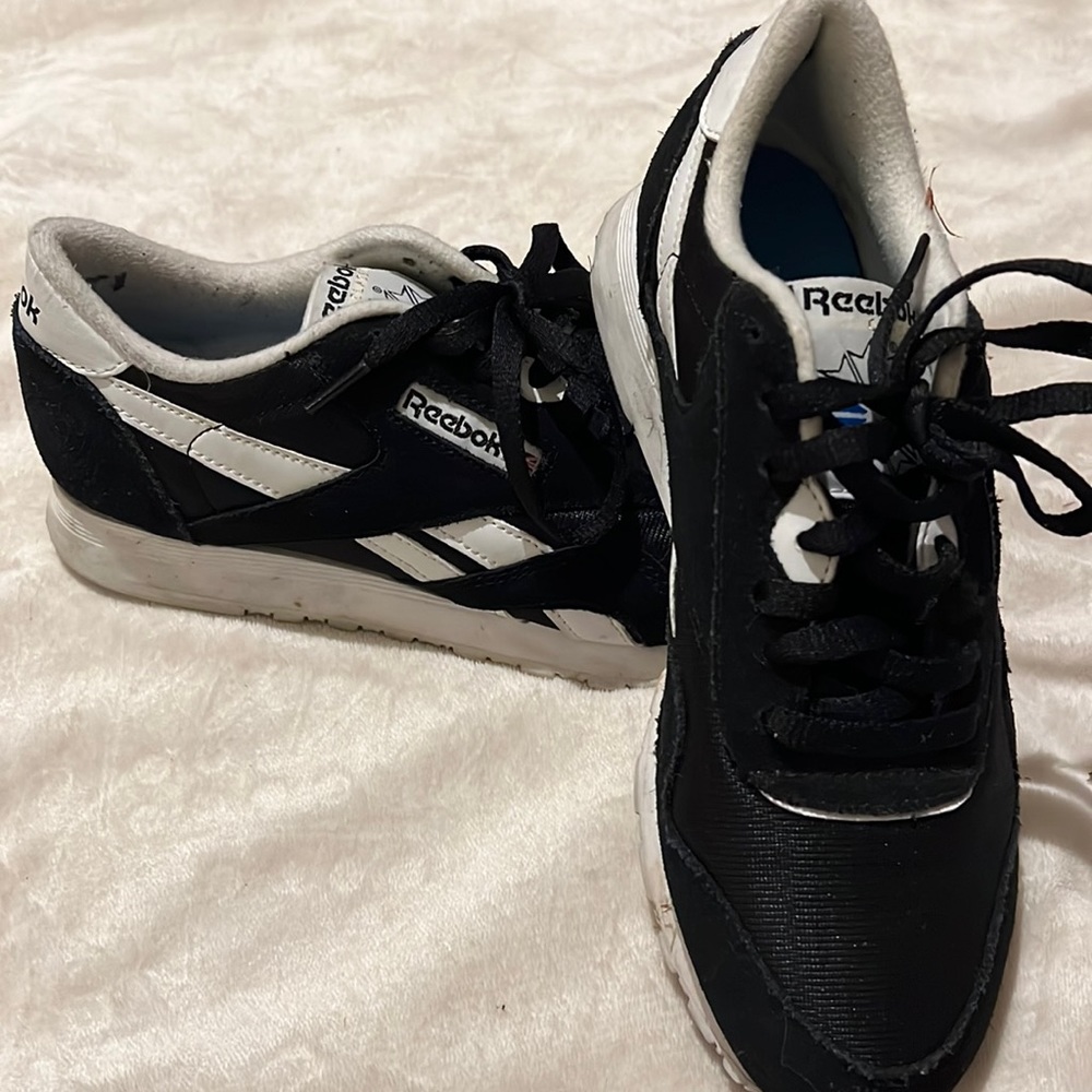Reebok Sneakers